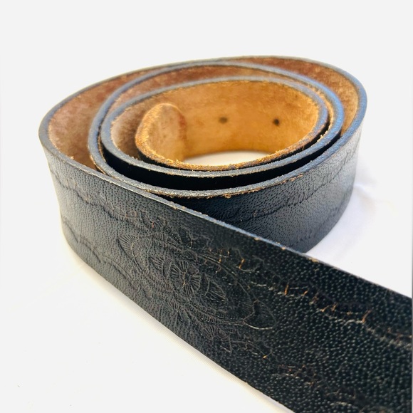 Brushy Creek Western Full Grain Cowhide Belt - Picture 5 of 12